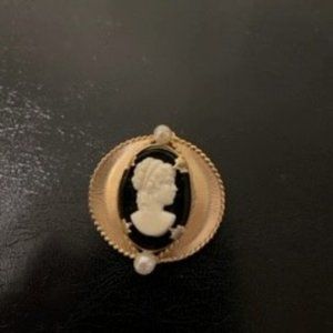 vintage cameo pin